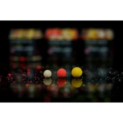 STICKY BAITS Mulbz Pop-Ups Fluoro -RidgeMonkey-winkel sticky baits mulbz pop ups fluoro mbfp12 mbfp14 mbfp16 pop ups 3