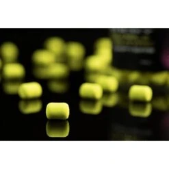 STICKY BAITS Pineapple & N'Butyric Wafters 16mm -RidgeMonkey-winkel sticky baits pineapple nbutyric wafters 16mm pinw hookbaits 3